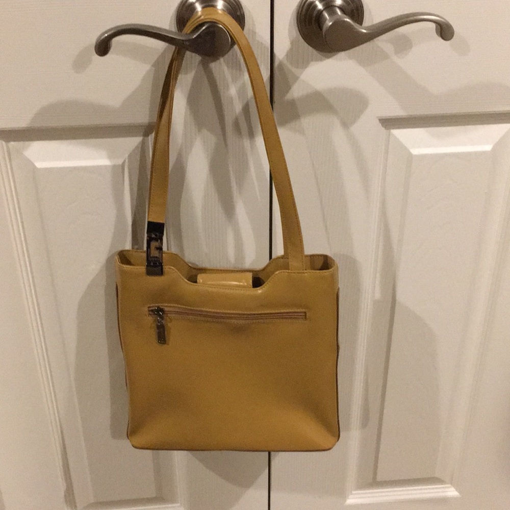 Guess purse